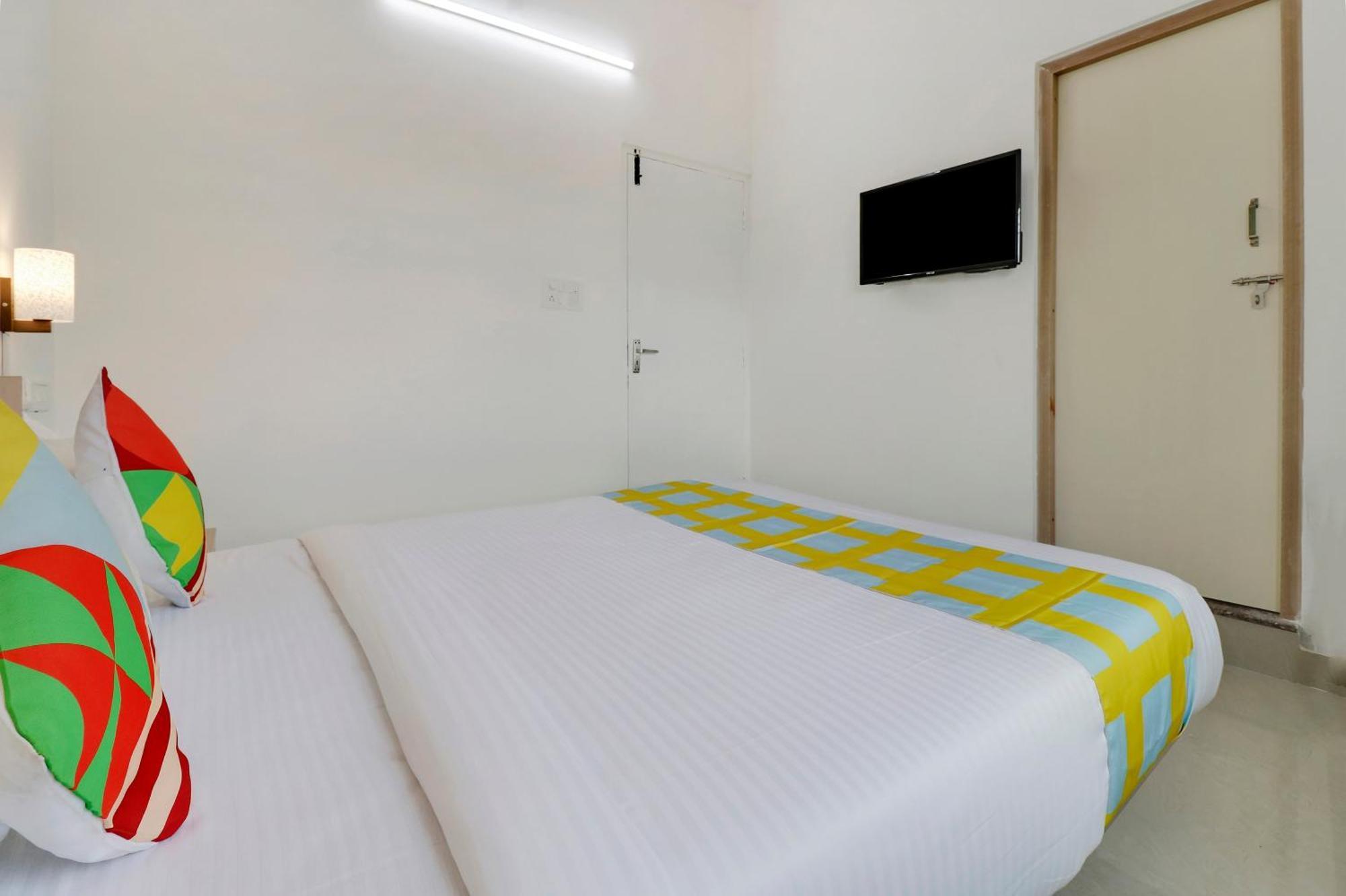 Hotel O Leva Homes Near Baiyappanahalli Metro Station Bangalore Exterior photo